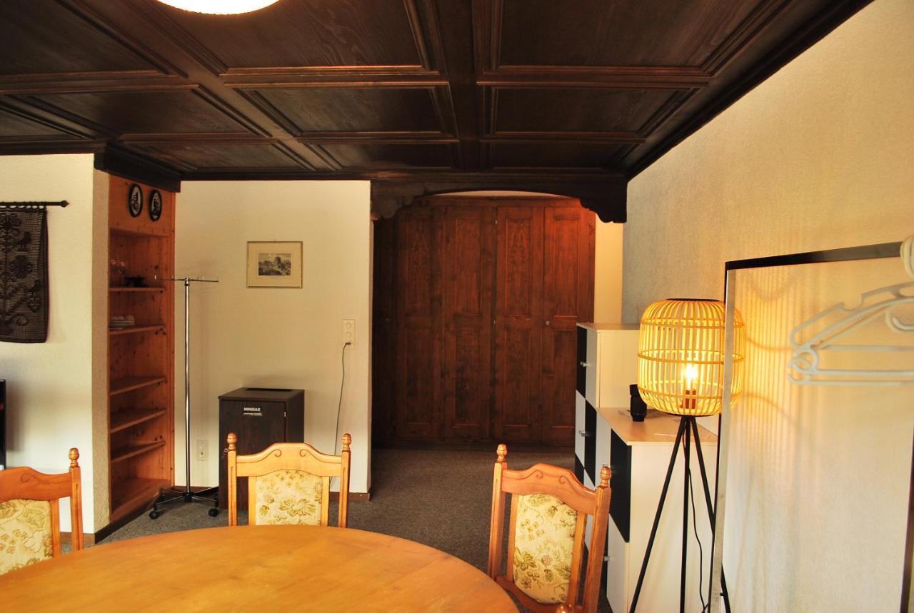 Rooms With Private Bathrooms Saas im Prattigau Dış mekan fotoğraf