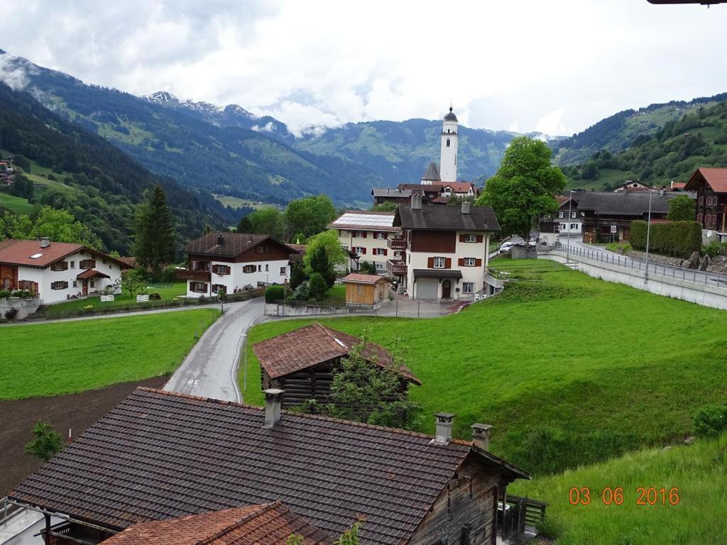 Rooms With Private Bathrooms Saas im Prattigau Dış mekan fotoğraf